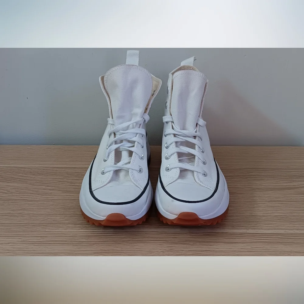 NWOT Converse Chuck Taylor Run Star Hike Unisex Sneakers White 5.5 (M's) 7(W's)